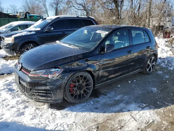 3VW447AU3JM297681 2018 VOLKSWAGEN GTI - Image 1