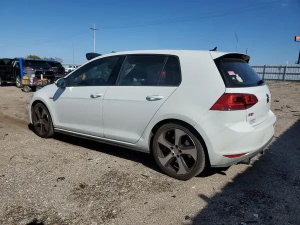 3VW447AU4GM007134 2016 VOLKSWAGEN GTI - Image 2