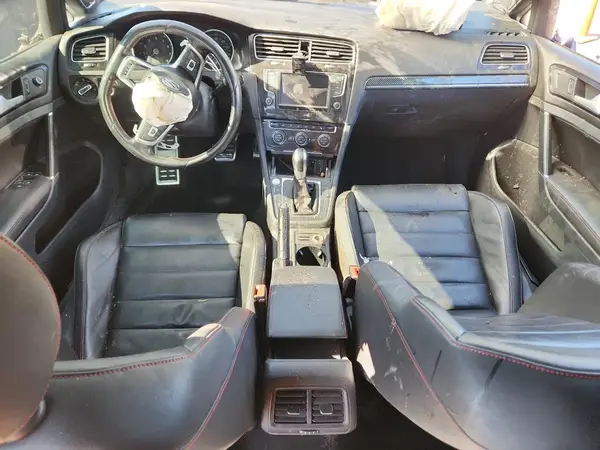 3VW447AU4GM015394 2016 VOLKSWAGEN GTI - Image 8