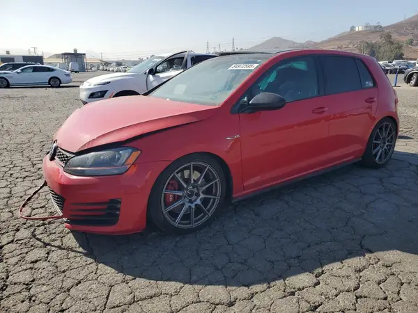 3VW447AU4GM039601 2016 VOLKSWAGEN GTI - Image 1
