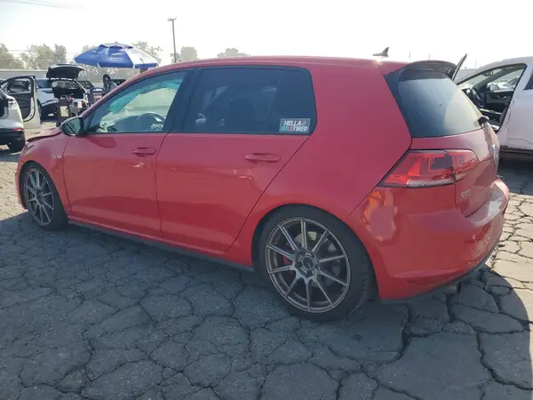 3VW447AU4GM039601 2016 VOLKSWAGEN GTI - Image 2