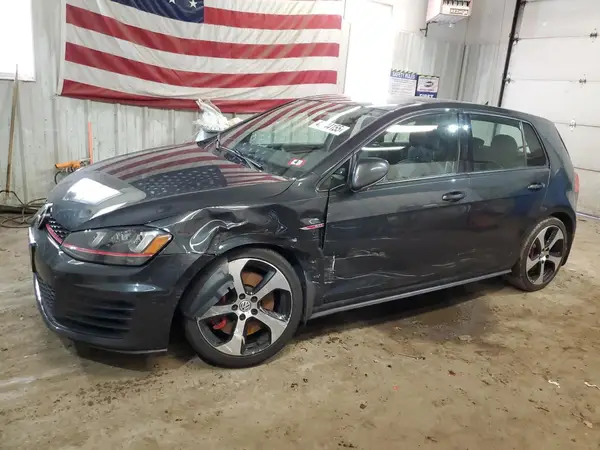 3VW447AU4HM013548 2017 VOLKSWAGEN GTI - Image 1