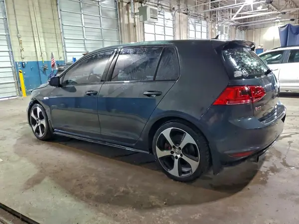 3VW447AU4HM034240 2017 VOLKSWAGEN GTI - Image 2