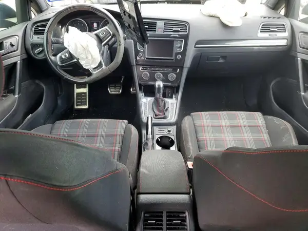 3VW447AU4HM045061 2017 VOLKSWAGEN GTI - Image 8