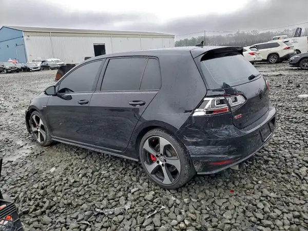 3VW447AU4HM060353 2017 VOLKSWAGEN GTI - Image 2