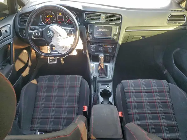 3VW447AU4HM070591 2017 VOLKSWAGEN GTI - Image 8