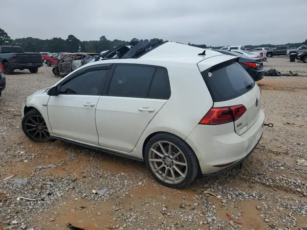 3VW447AU4HM073278 2017 VOLKSWAGEN GTI - Image 2
