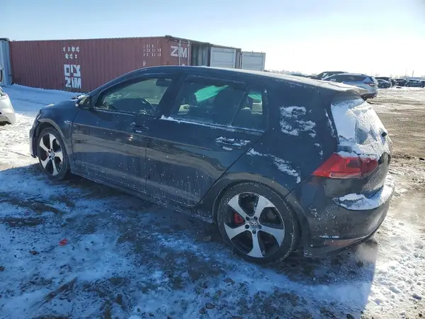 3VW447AU4HM074785 2017 VOLKSWAGEN GTI - Image 2