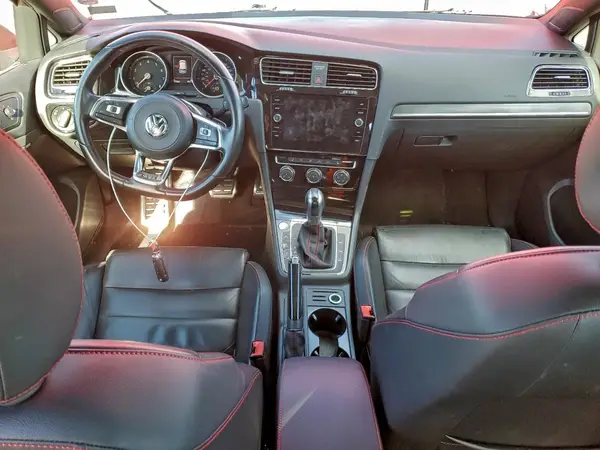 3VW447AU4JM256055 2018 VOLKSWAGEN GTI - Image 8