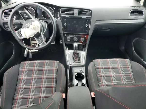 3VW447AU4JM263216 2018 VOLKSWAGEN GTI - Image 8