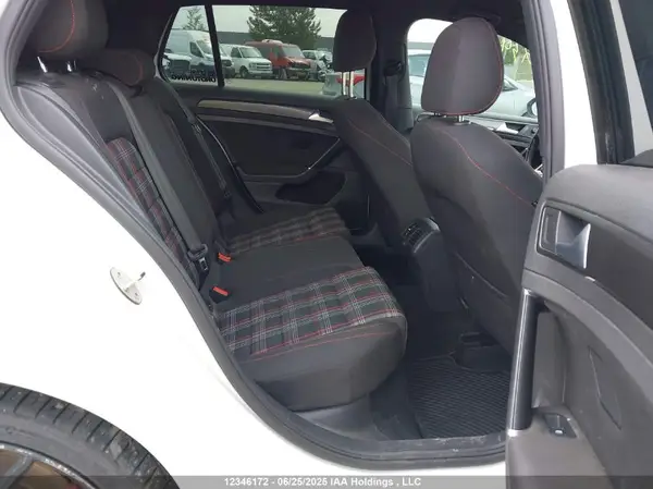 3VW447AU4JM279867 2018 VOLKSWAGEN GTI - Image 8