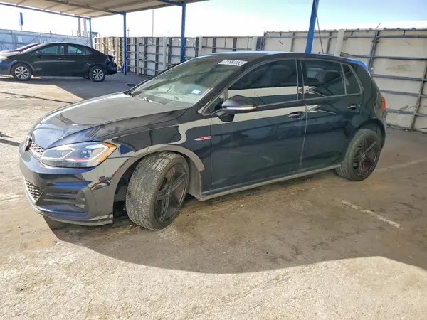 3VW447AU4JM281411 2018 VOLKSWAGEN GTI - Image 1