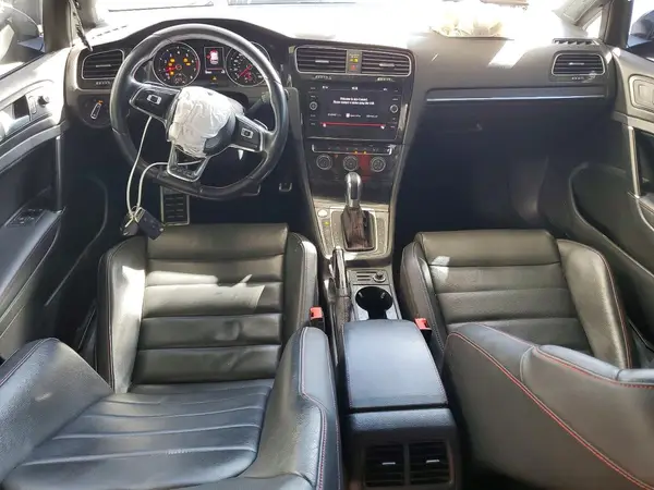 3VW447AU4JM281411 2018 VOLKSWAGEN GTI - Image 8