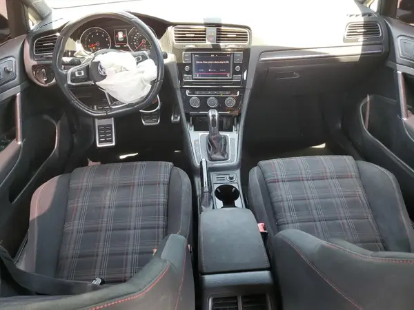 3VW447AU4JM289136 2018 VOLKSWAGEN GTI - Image 8