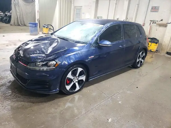 3VW447AU4JM289802 2018 VOLKSWAGEN GTI - Image 1