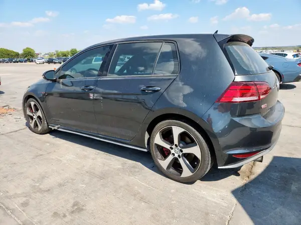 3VW447AU5GM059498 2016 VOLKSWAGEN GTI - Image 2