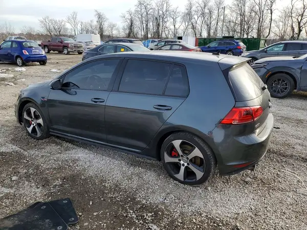 3VW447AU5HM021769 2017 VOLKSWAGEN GTI - Image 2