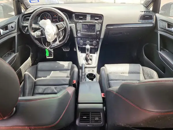 3VW447AU5HM030570 2017 VOLKSWAGEN GTI - Image 8