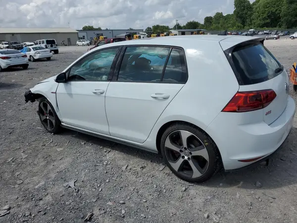 3VW447AU5HM032934 2017 VOLKSWAGEN GTI - Image 2