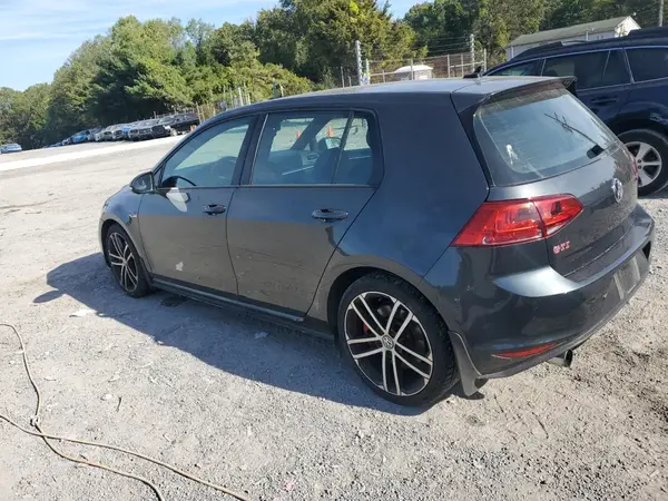 3VW447AU5HM034232 2017 VOLKSWAGEN GTI - Image 2