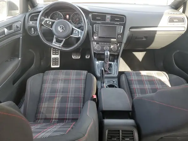 3VW447AU5HM034232 2017 VOLKSWAGEN GTI - Image 8