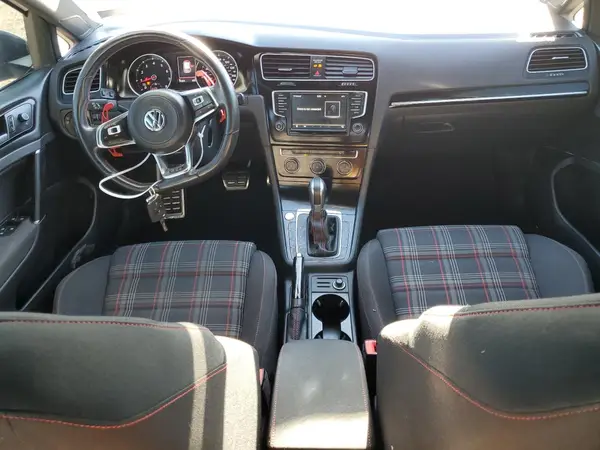 3VW447AU5HM037485 2017 VOLKSWAGEN GTI - Image 8