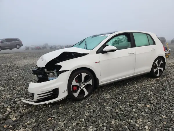 3VW447AU5HM071779 2017 VOLKSWAGEN GTI - Image 1