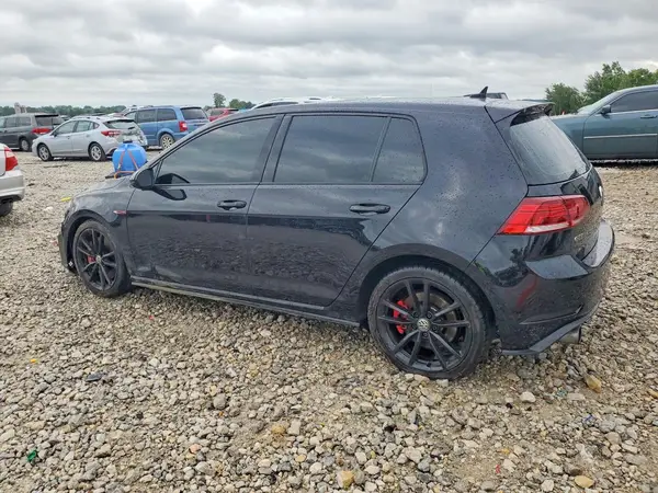3VW447AU5JM250619 2018 VOLKSWAGEN GTI - Image 2
