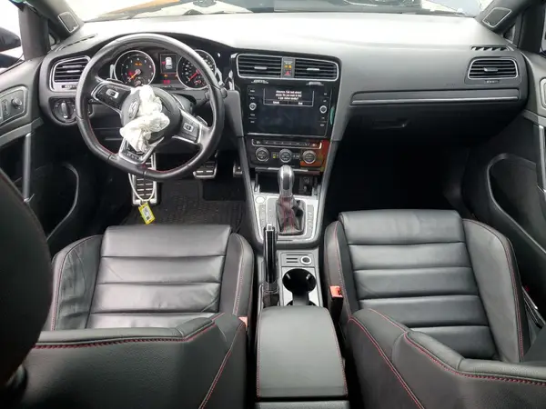 3VW447AU5JM252046 2018 VOLKSWAGEN GTI - Image 8