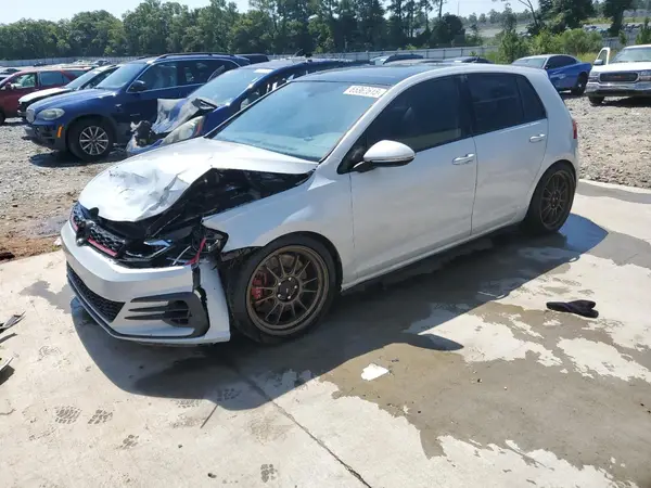 3VW447AU5JM291767 2018 VOLKSWAGEN GTI - Image 1