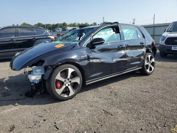 3VW447AU6GM010858 2016 VOLKSWAGEN GTI - Image 1