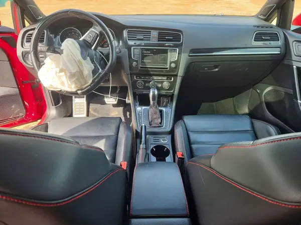 3VW447AU6GM066752 2016 VOLKSWAGEN GTI - Image 8