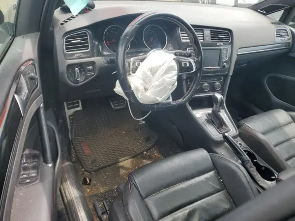 3VW447AU6HM032716 2017 VOLKSWAGEN GTI - Image 8