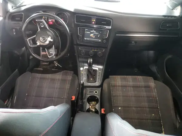 3VW447AU6HM034014 2017 VOLKSWAGEN GTI - Image 8