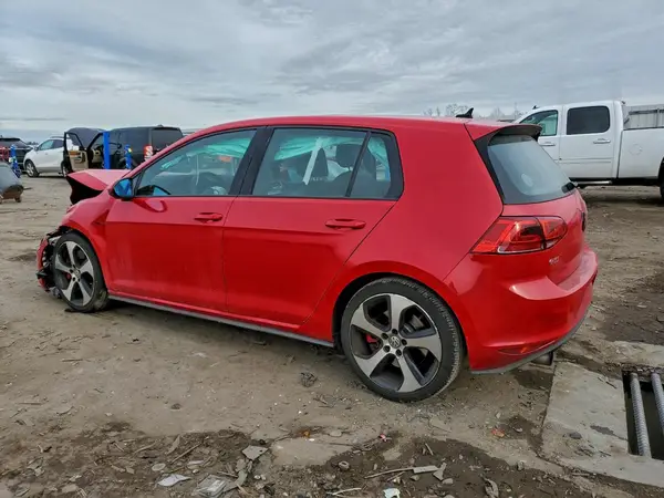 3VW447AU6HM037043 2017 VOLKSWAGEN GTI - Image 2