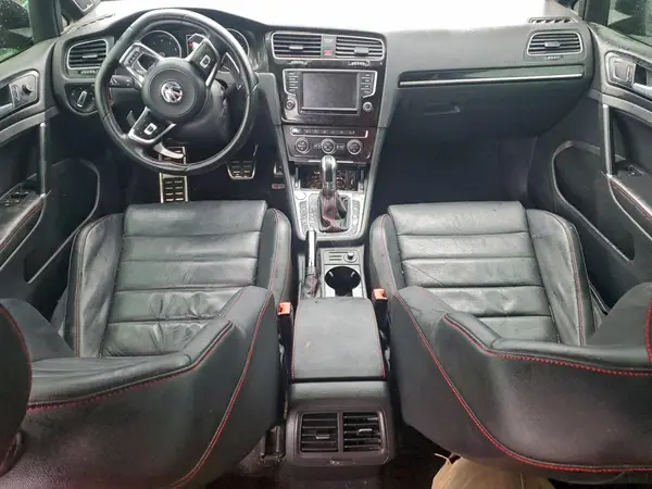 3VW447AU6HM037849 2017 VOLKSWAGEN GTI - Image 8