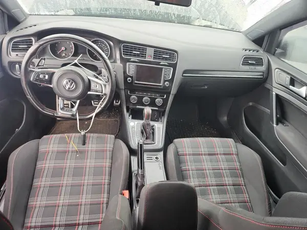 3VW447AU6HM045157 2017 VOLKSWAGEN GTI - Image 8