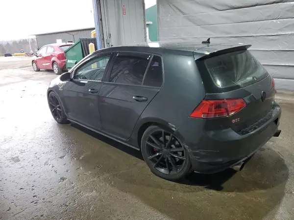3VW447AU6HM074898 2017 VOLKSWAGEN GTI - Image 2