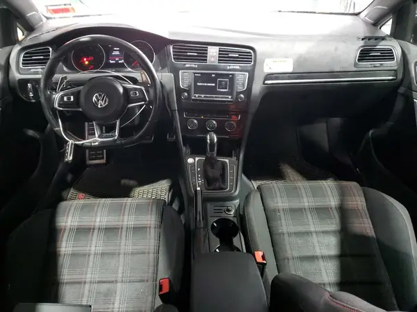 3VW447AU6HM074898 2017 VOLKSWAGEN GTI - Image 8