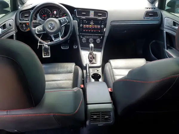 3VW447AU6JM279420 2018 VOLKSWAGEN GTI - Image 8