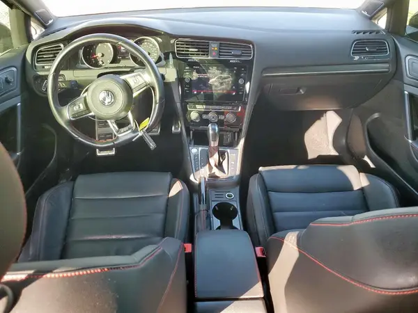 3VW447AU6JM281748 2018 VOLKSWAGEN GTI - Image 8