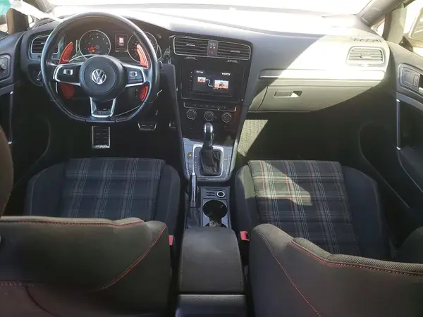 3VW447AU6JM289008 2018 VOLKSWAGEN GTI - Image 8