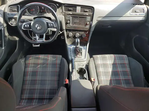 3VW447AU6JM293821 2018 VOLKSWAGEN GTI - Image 8