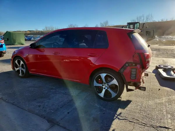 3VW447AU7GM006625 2016 VOLKSWAGEN GTI - Image 2