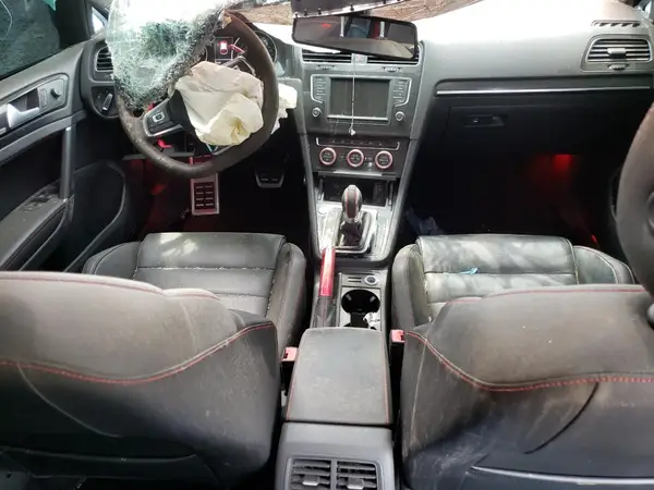 3VW447AU7GM015017 2016 VOLKSWAGEN GTI - Image 8