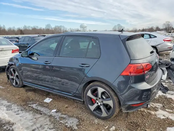 3VW447AU7GM015244 2016 VOLKSWAGEN GTI - Image 2