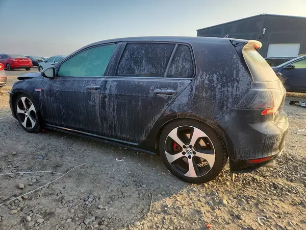 3VW447AU7GM034330 2016 VOLKSWAGEN GTI - Image 2