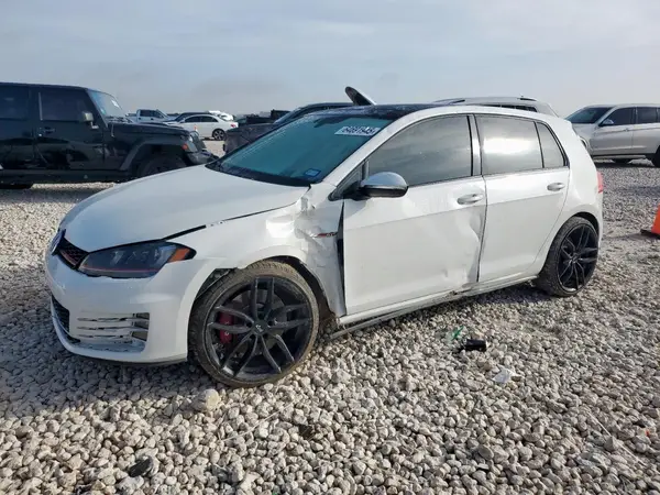 3VW447AU7GM043738 2016 VOLKSWAGEN GTI - Image 1