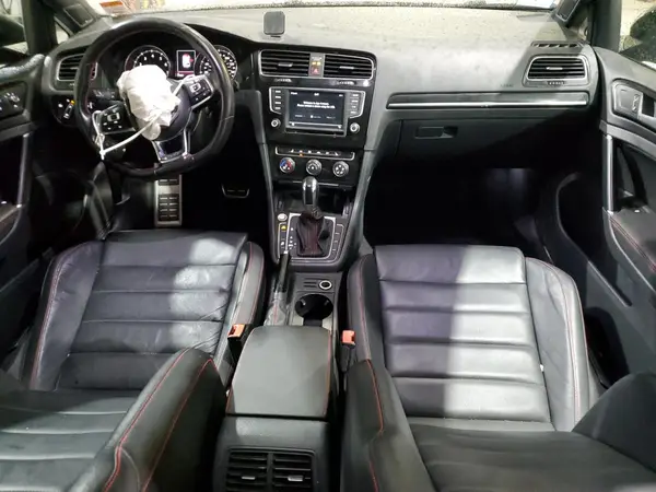 3VW447AU7HM004634 2017 VOLKSWAGEN GTI - Image 8