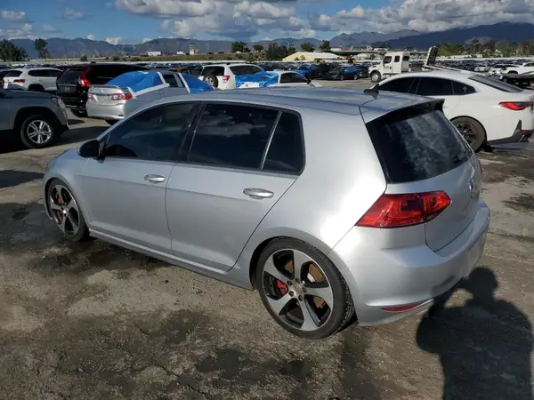 3VW447AU7HM012619 2017 VOLKSWAGEN GTI - Image 2